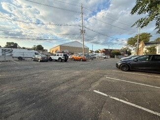 Linden, NJ Commercial - 2400 Urbanowitz Ave