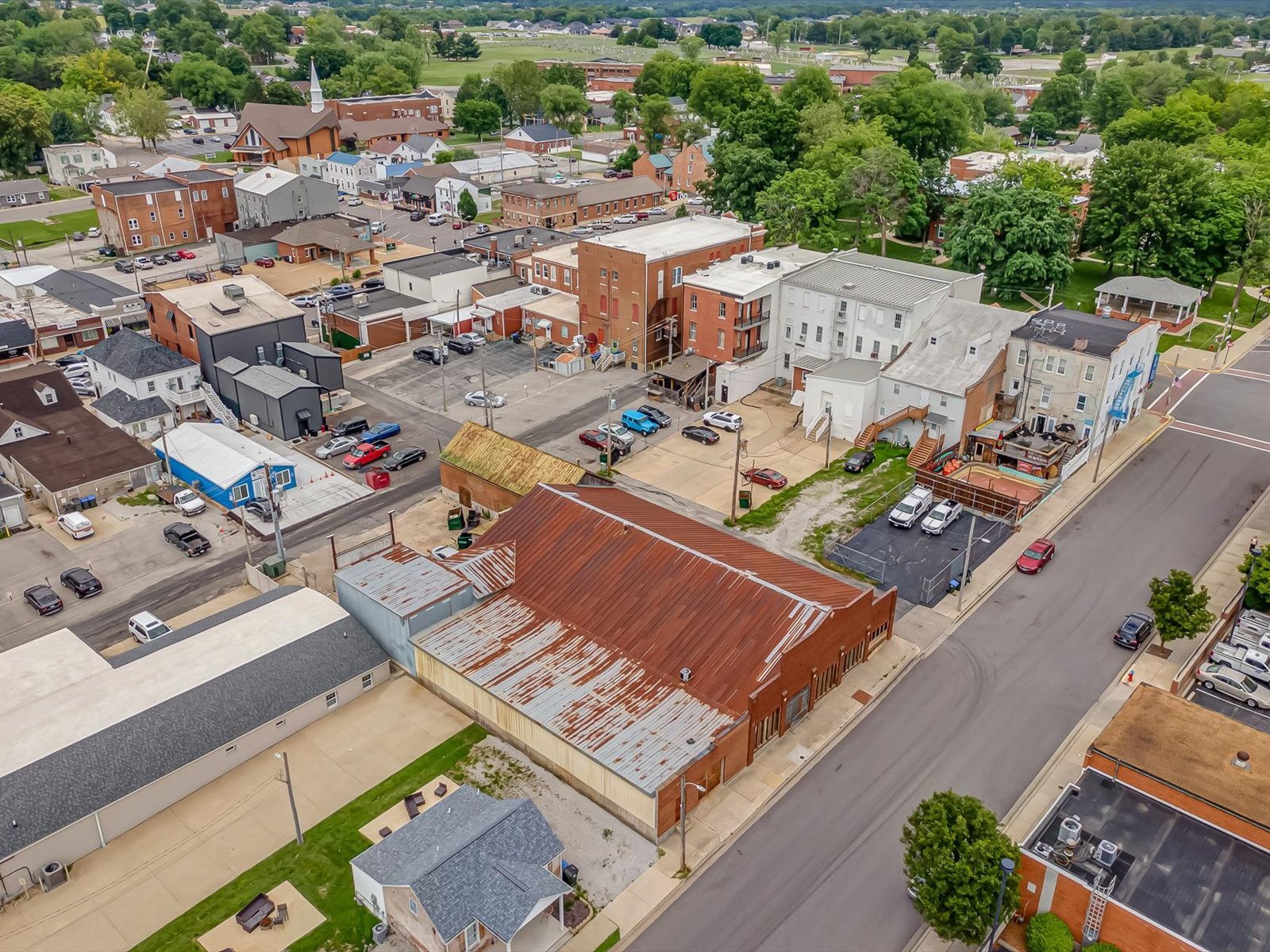 111 W 3rd St, Waterloo, IL for Sale