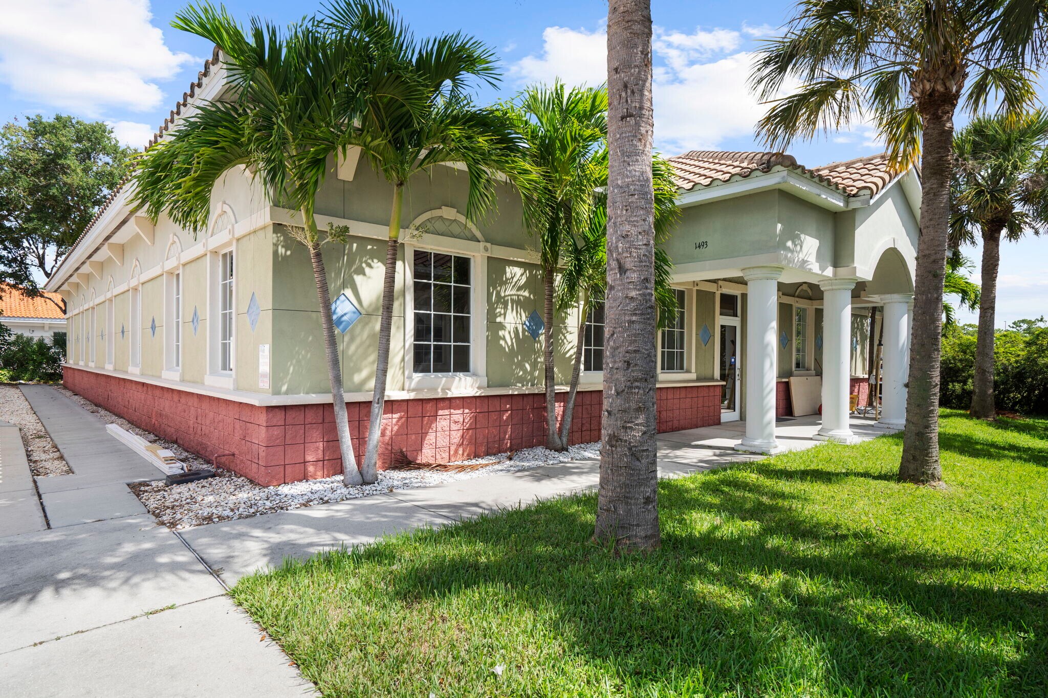 1493 E Venice Ave, Venice, FL for Sale