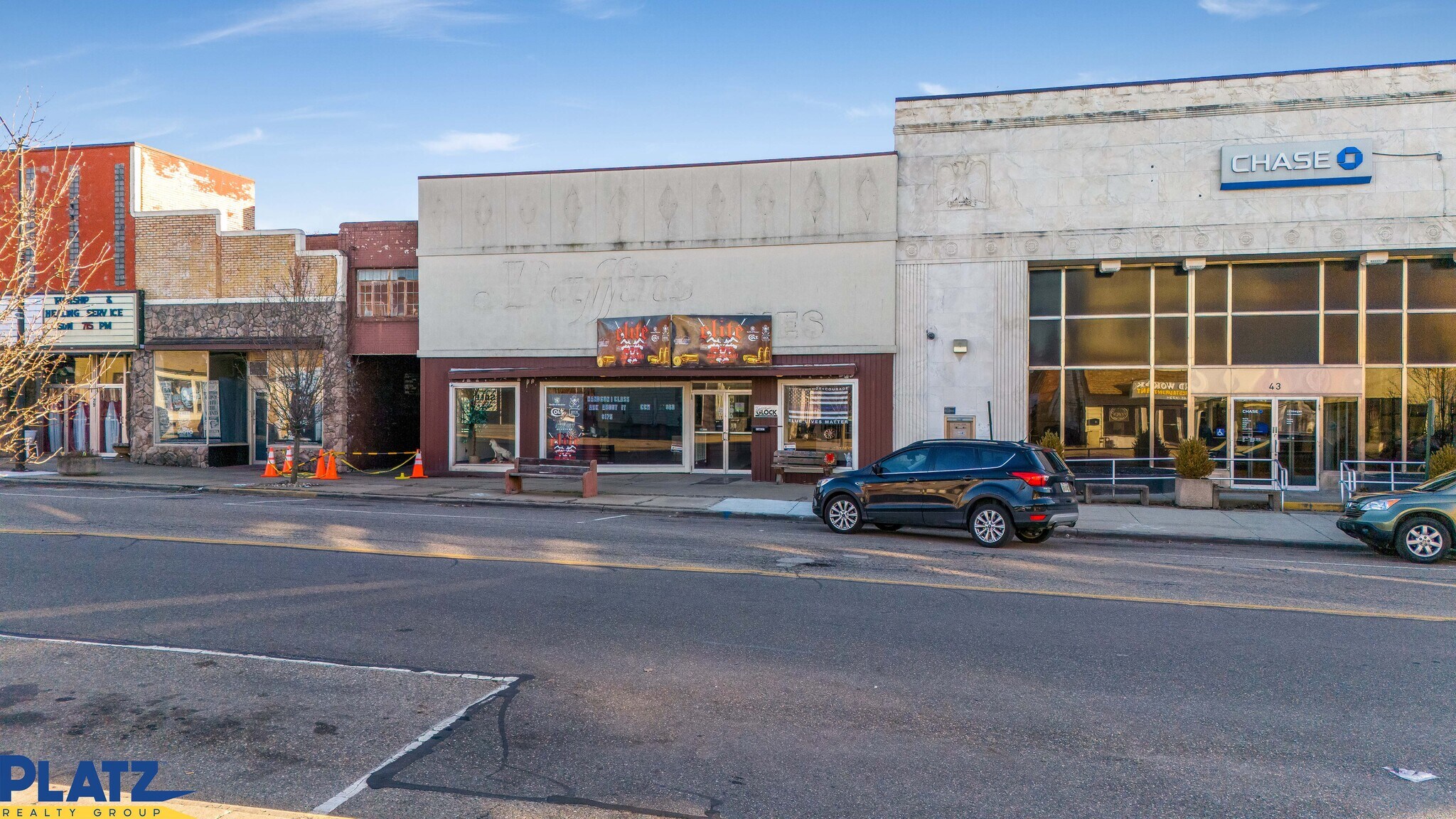 39 W Liberty St, Girard, OH for Sale