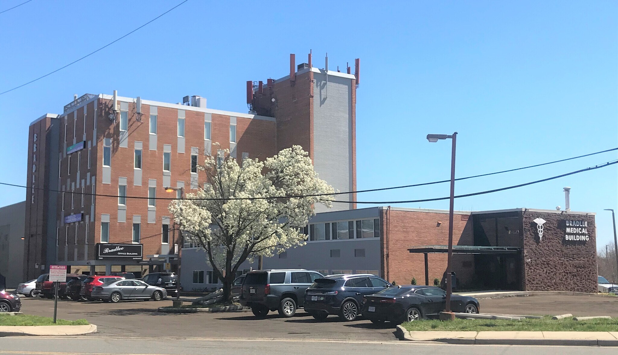 3541-3543 W Braddock Rd, Alexandria, VA for Rent