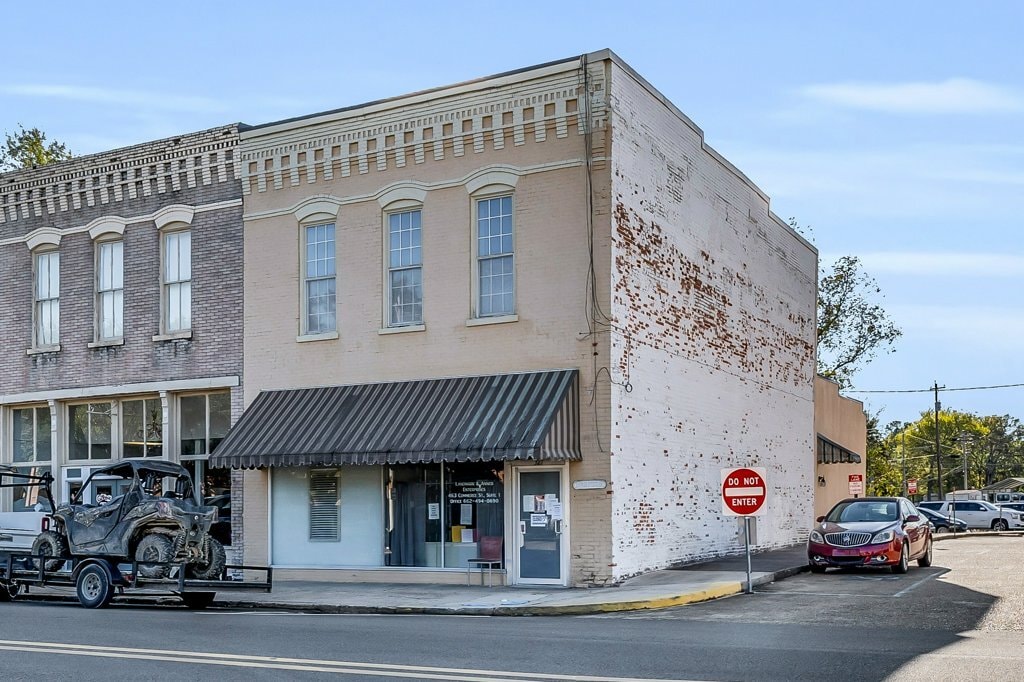 463 Commerce St, West Point, MS for Rent