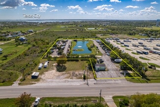 2237 E Bayshore Dr  