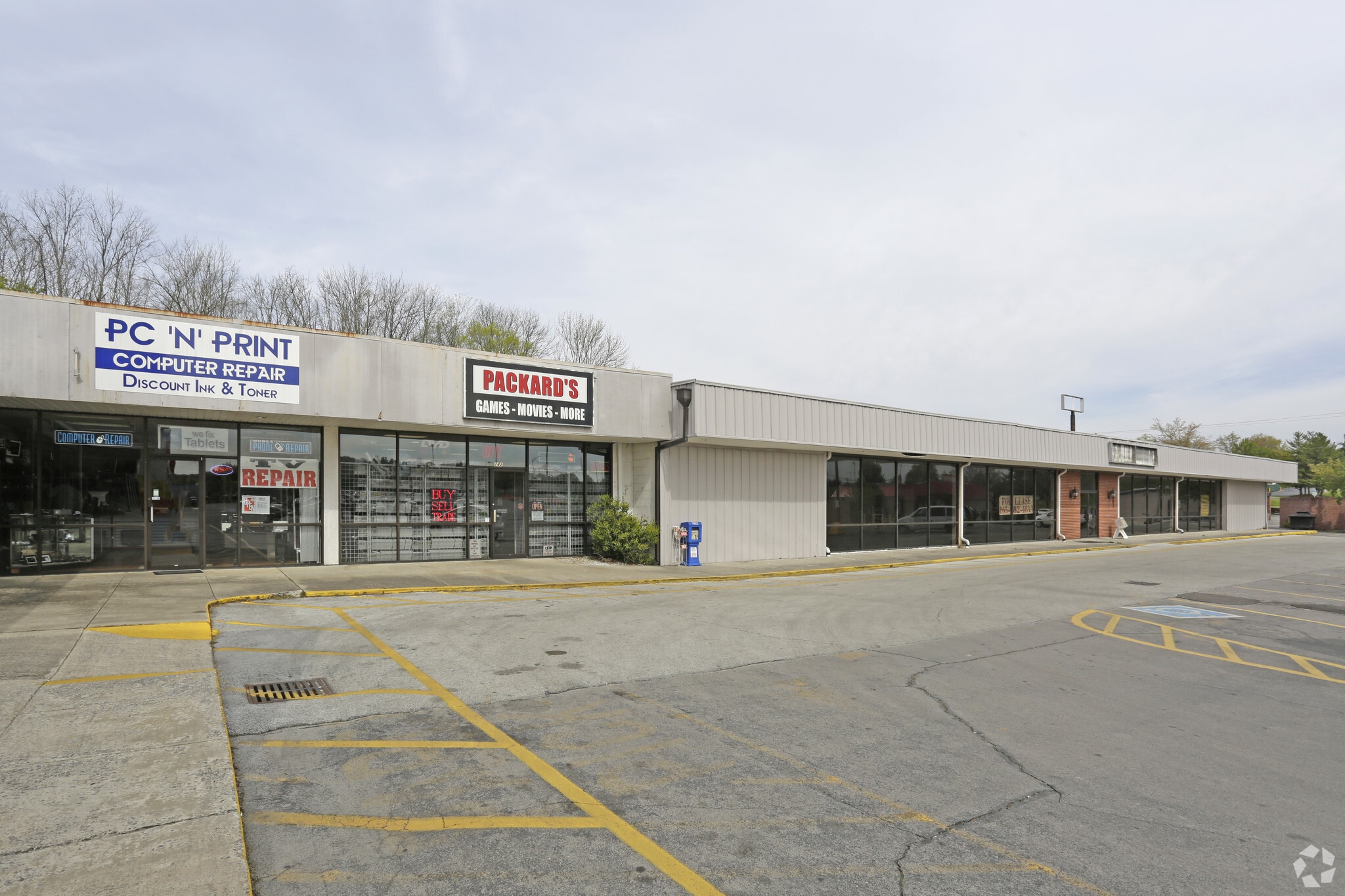 216-246 S Illinois Ave, Oak Ridge, TN for Sale