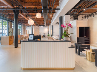 Chicago, IL Office, Office/Retail - 414 N Orleans St