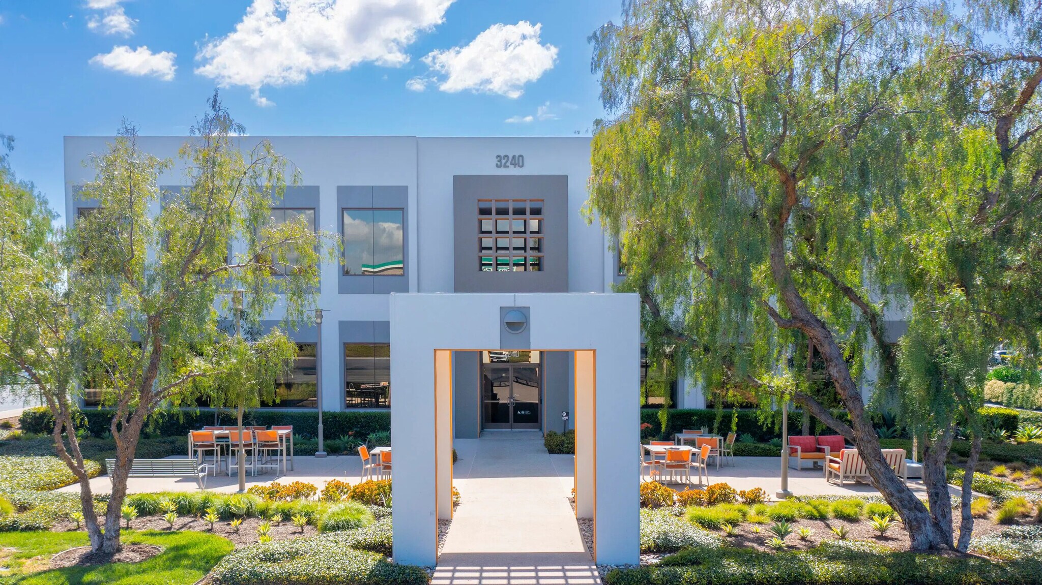 200 Commerce Dr, Irvine, CA for Rent