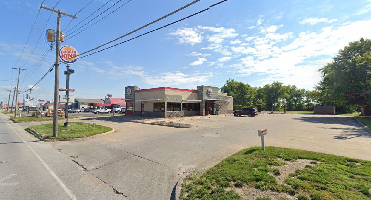 1712 N Morley St, Moberly, MO for Rent