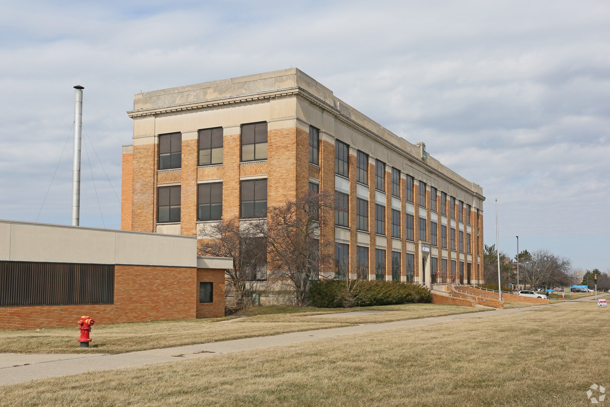 4300 S Saginaw St, Flint, MI for Sale