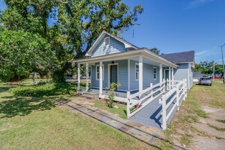 Long Beach, MS Freestanding - 228 E Railroad St