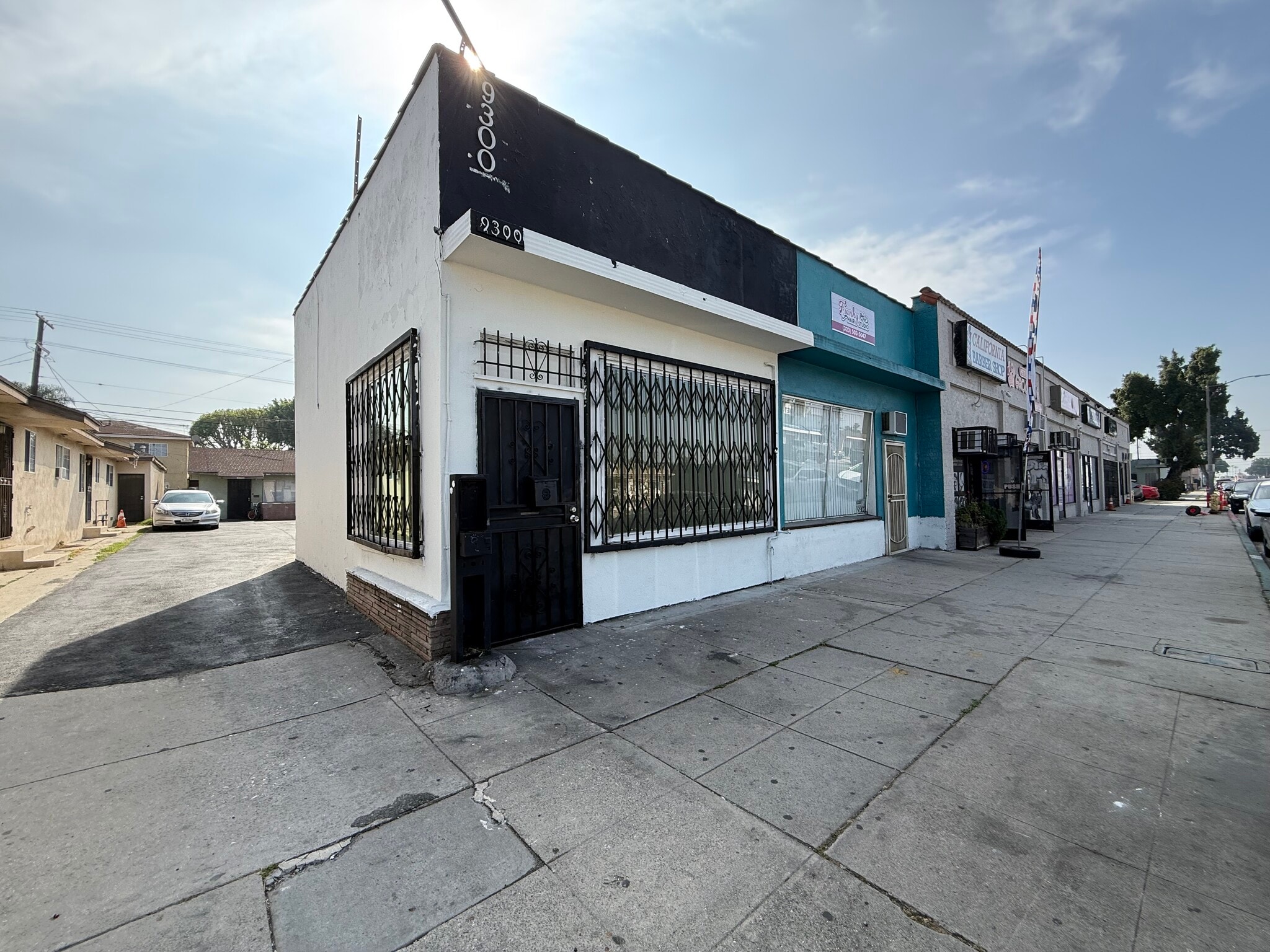 9300-9302 California Ave, South Gate, CA for Rent