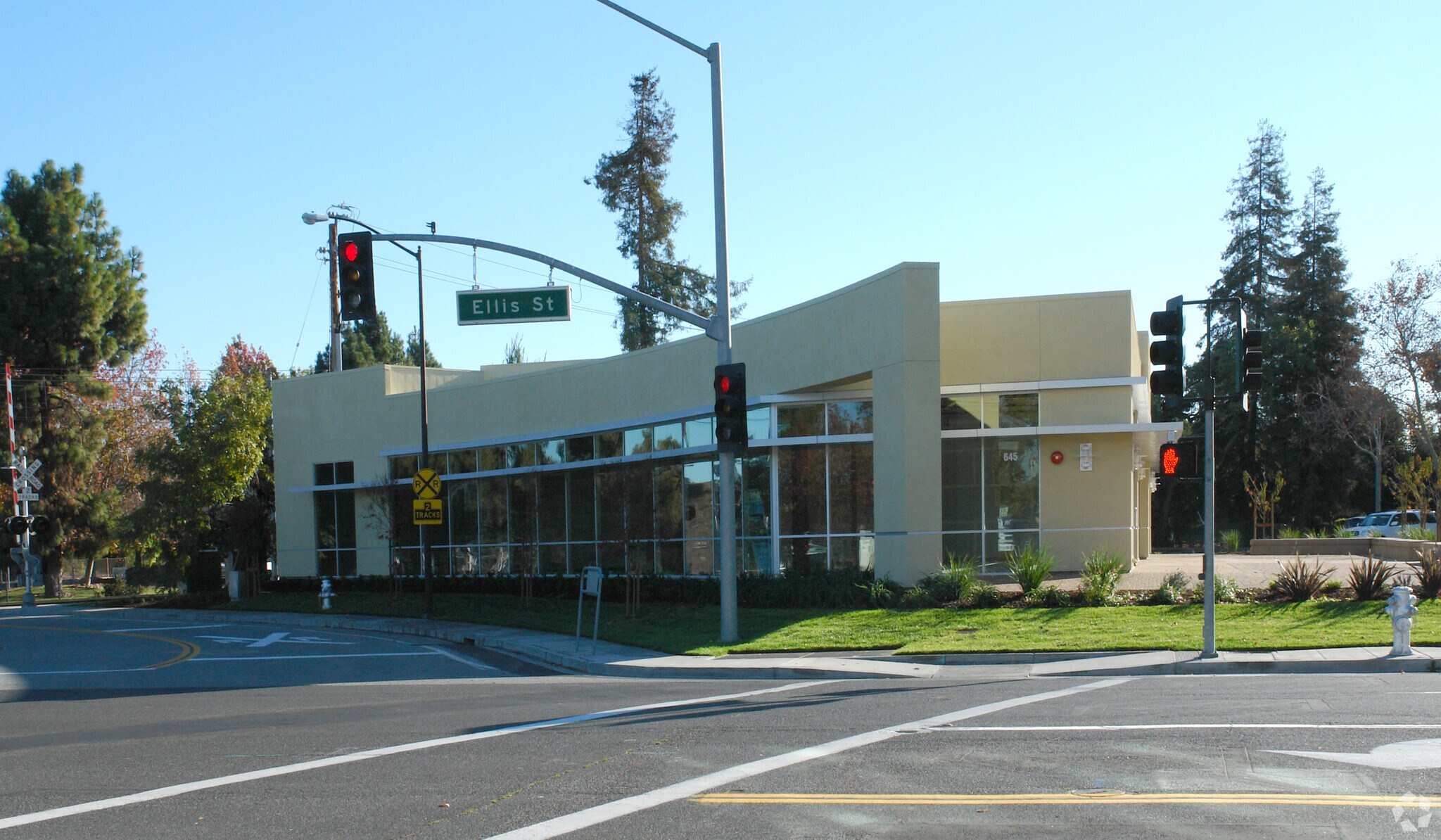 645 Ellis St, Mountain View, CA for Rent