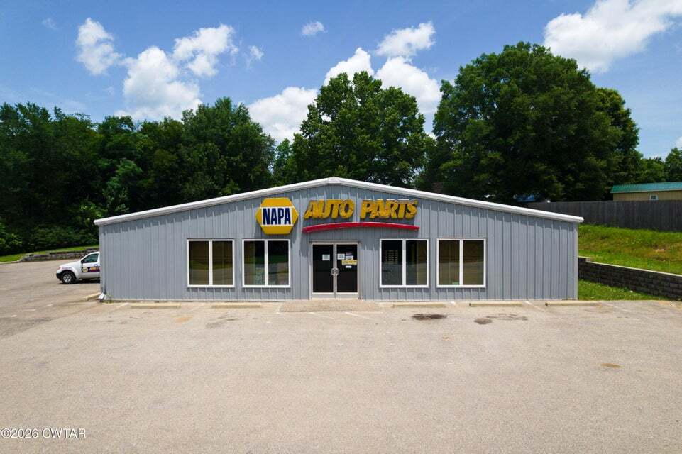 342 N Church Ave, Henderson, TN for Sale