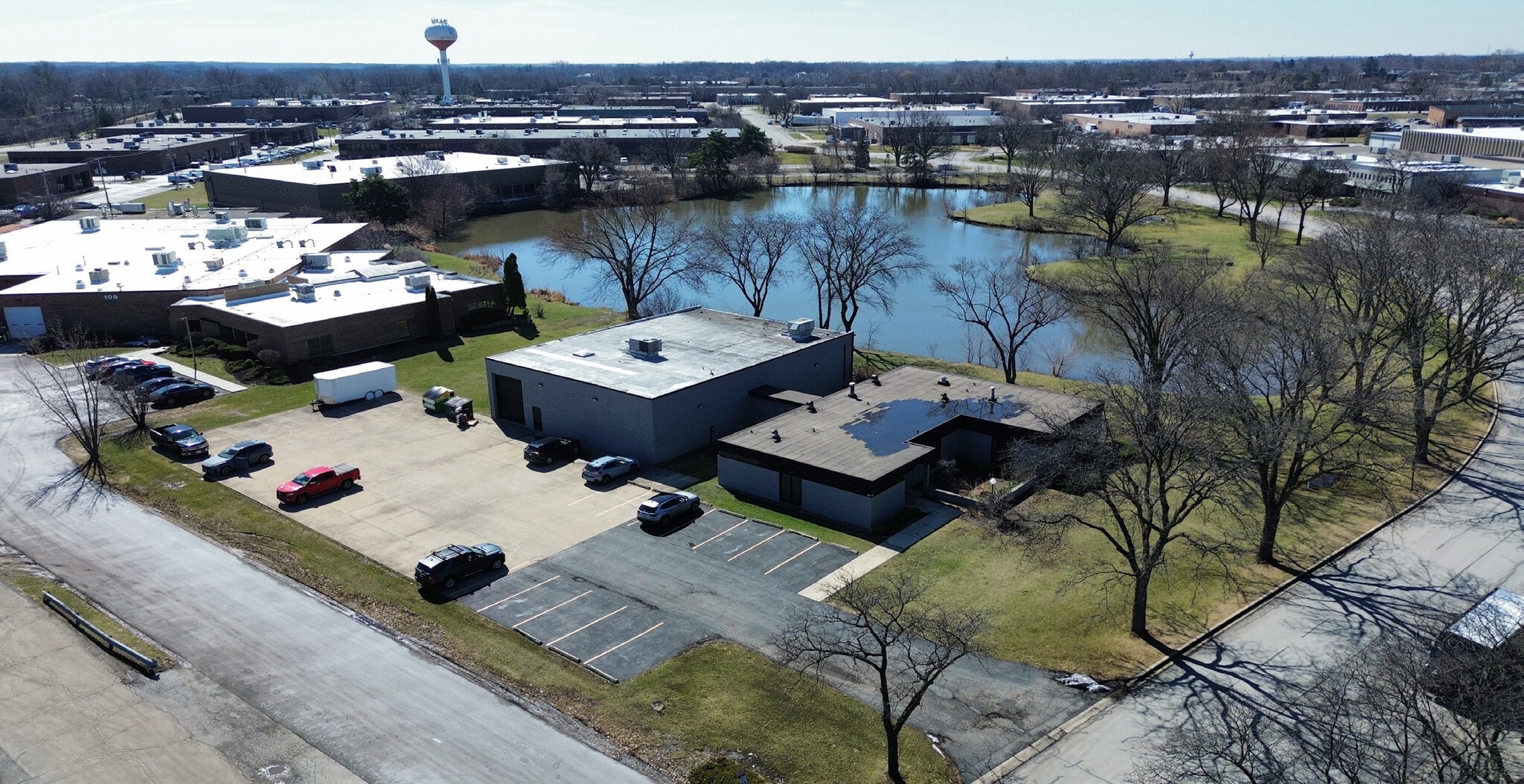 111 Shore Dr, Burr Ridge, IL for Sale