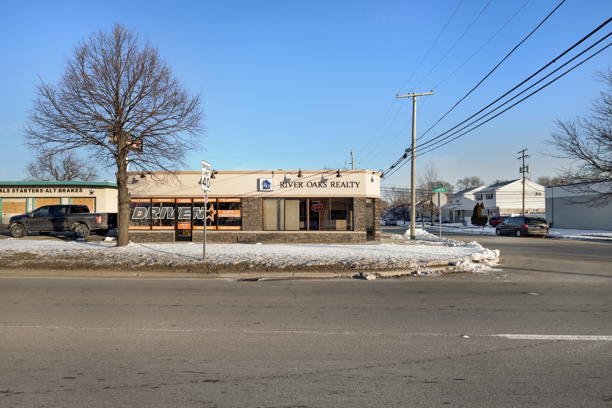 14012 Eureka Rd, Southgate, MI for Rent