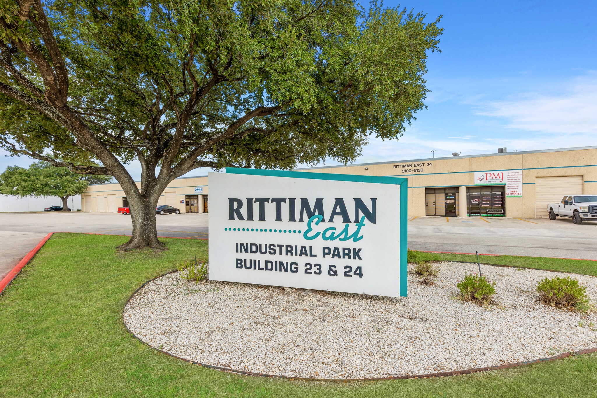 5008-5030 Service Center Dr, San Antonio, TX for Rent