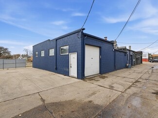 Clawson, MI Industrial - 828 W 14 Mile Rd