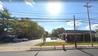 East Islip, NY Office/Retail - 140 W Main St