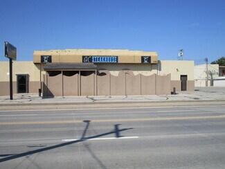 Garden City, KS Bar - 1301 E Fulton St