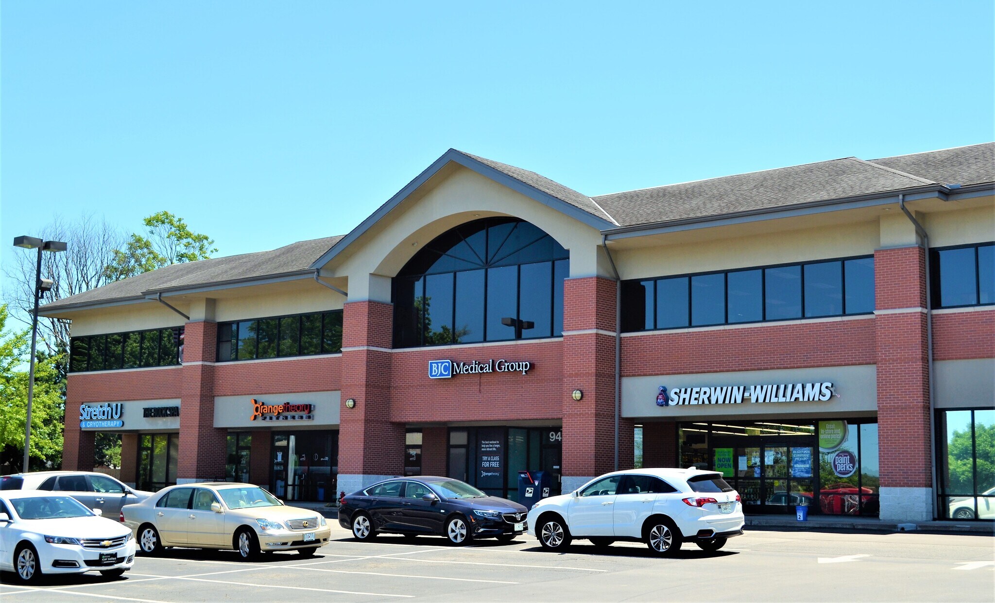 9420-9450 Manchester Rd, Saint Louis, MO for Rent