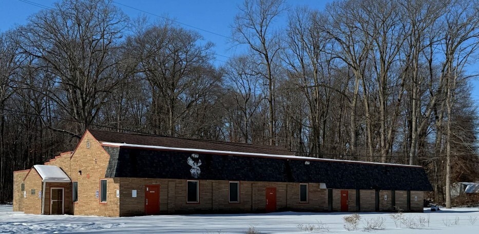 45476 Harris Rd, Belleville, MI for Rent