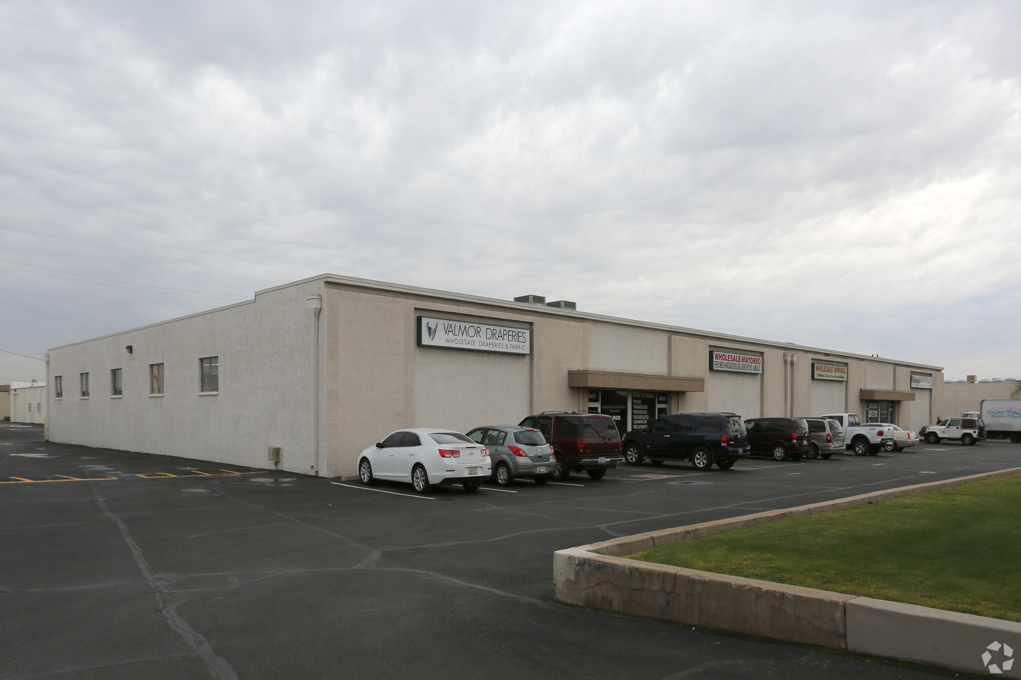 3401-3407 N 35th Ave, Phoenix, AZ for Rent