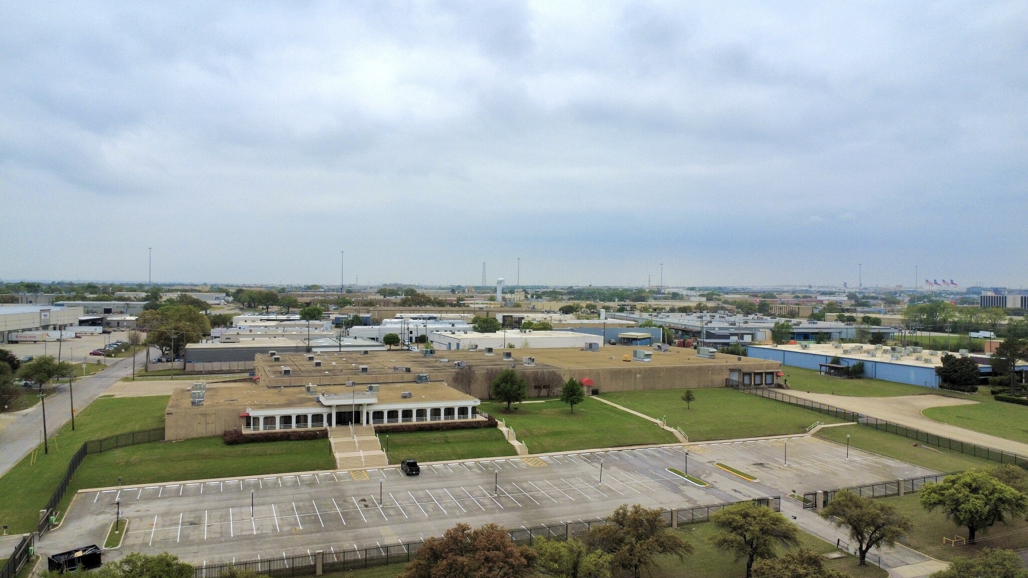 1010 E Avenue J, Grand Prairie, TX for Rent