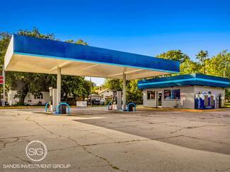 Mcpherson, KS Service Station - 415 E Kansas Ave