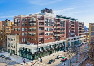 Chicago, IL Retail - 3833 N Broadway St