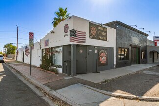 Phoenix, AZ undefined - 2825 N 24th St