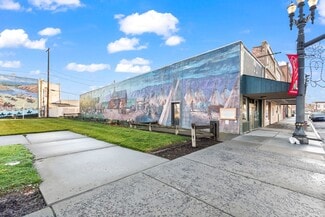 Toppenish, WA Retail - 10 S Toppenish Ave