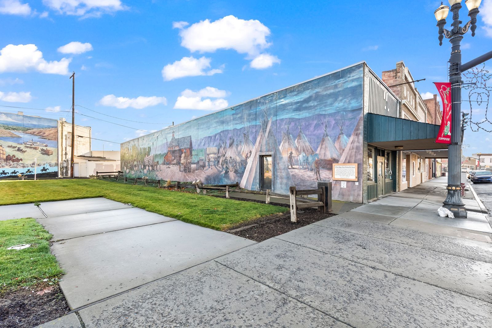 10 S Toppenish Ave, Toppenish, WA for Sale