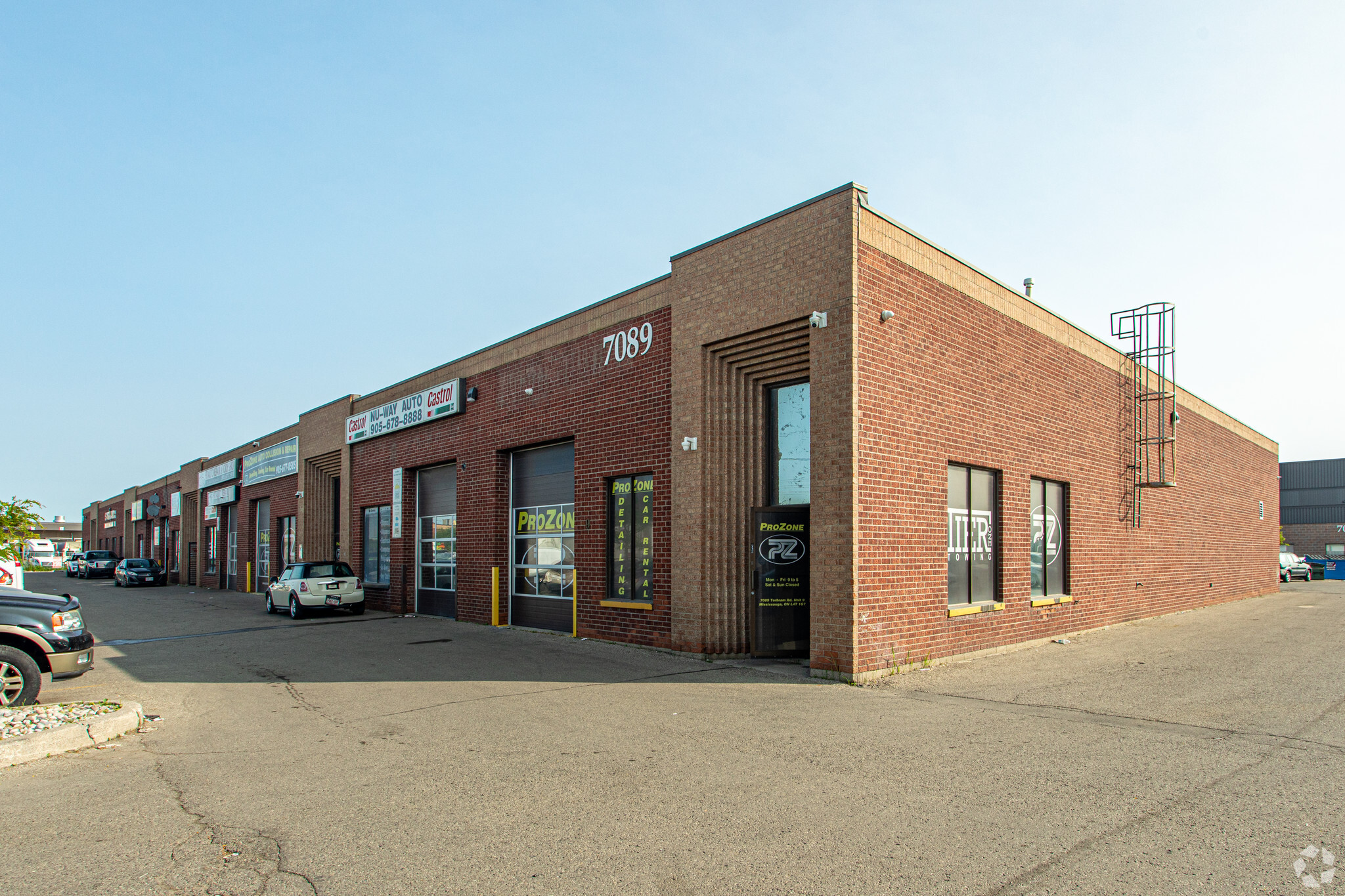 7089 Torbram Rd, Mississauga, ON for Sale