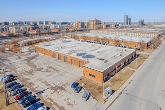 Saint-Laurent, QC Industrial - 605-607 Rue Deslauriers