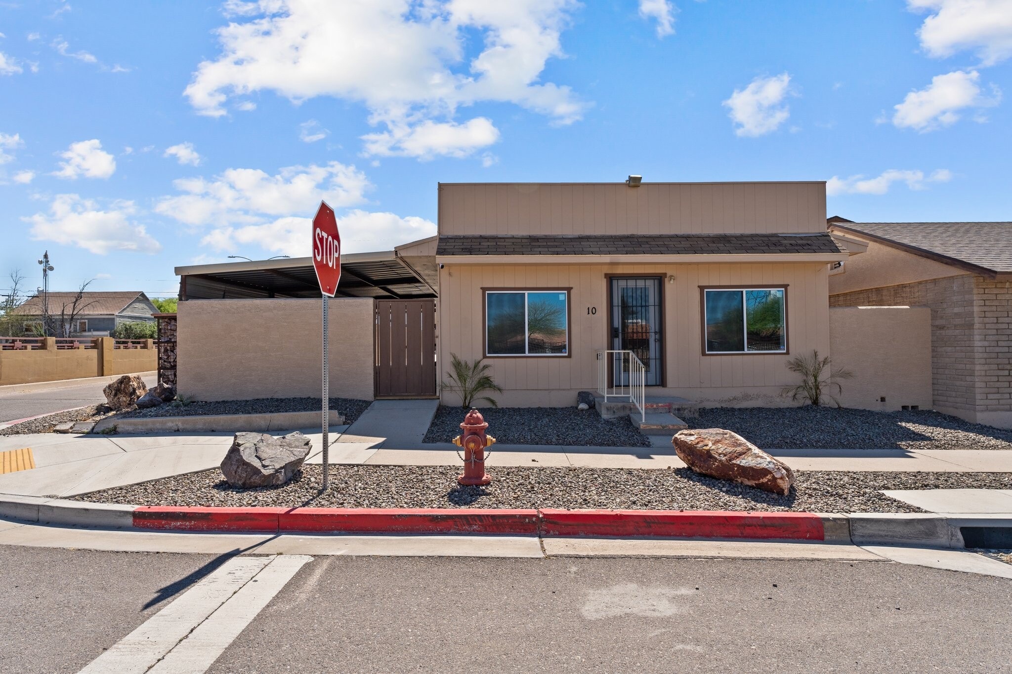 10 N Washington St, Wickenburg, AZ for Sale