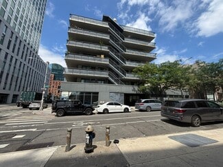 Brooklyn, NY Retail - 25 S 5th St