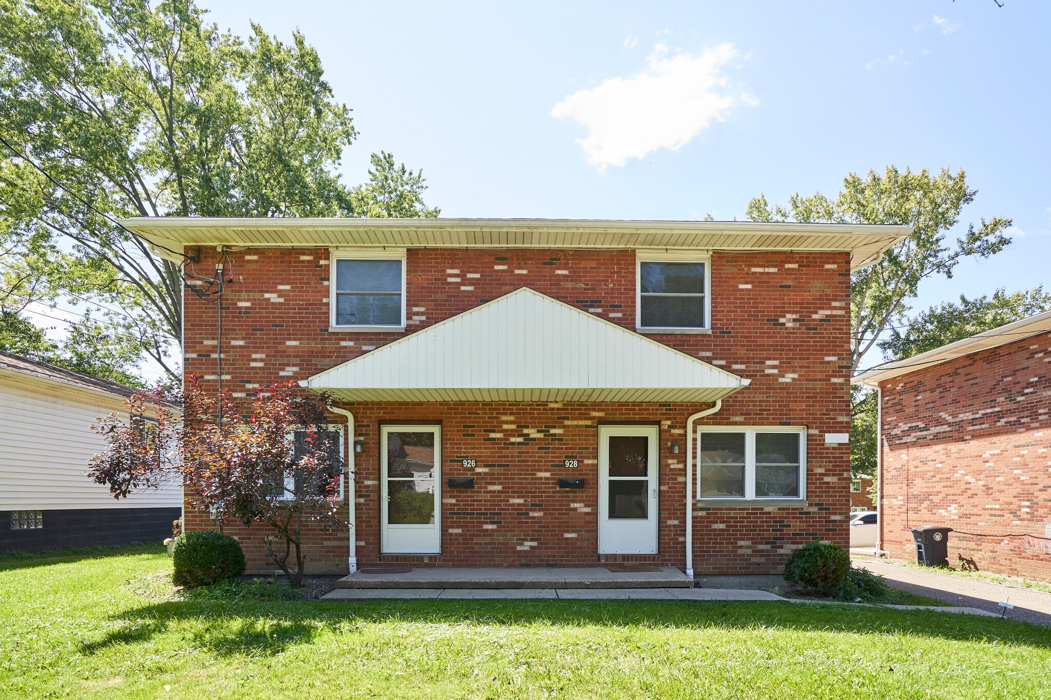 926 Russell Ave, Akron, OH for Sale