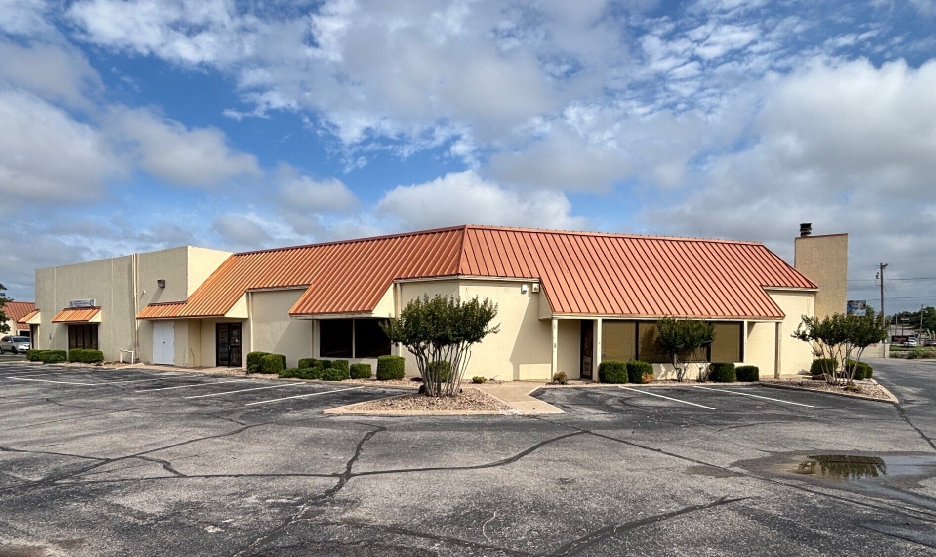 401-427 N Meridian Ave, Oklahoma City, OK for Rent