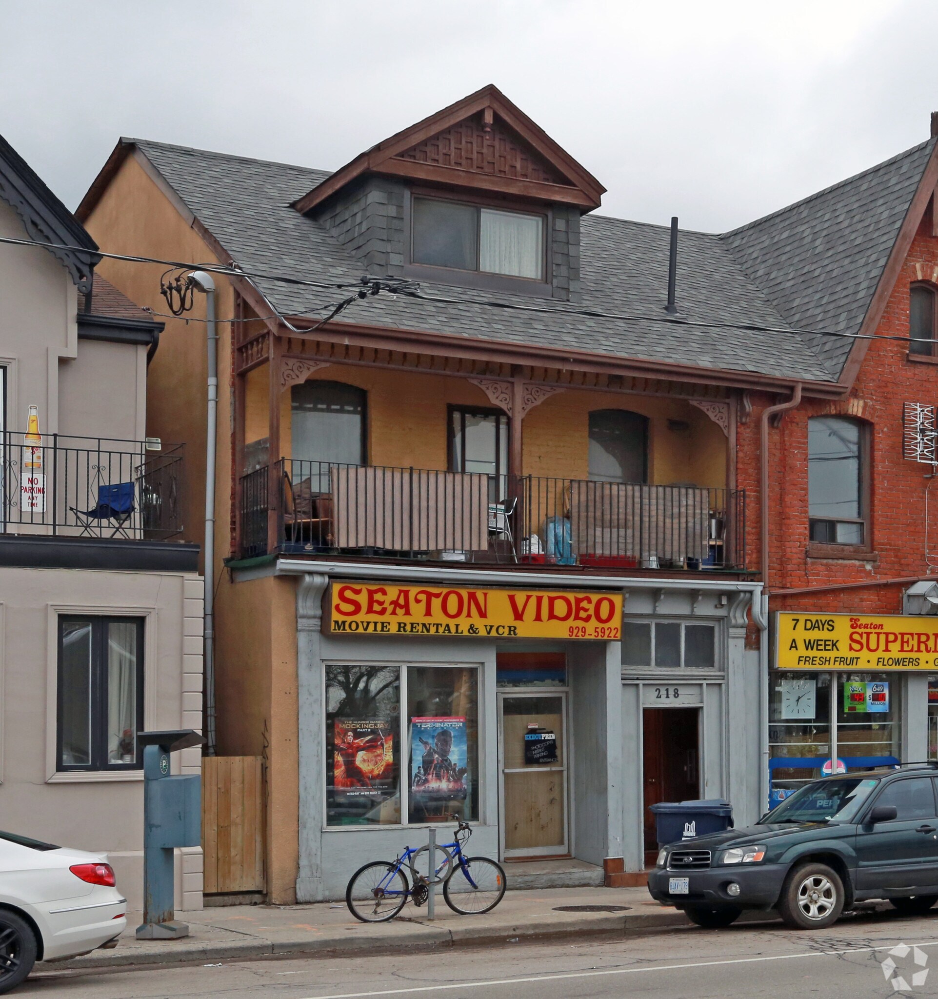 218 Gerrard St E, Toronto, ON for Rent