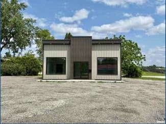 Geneseo, IL Retail - 4160 S Oakwood Ave