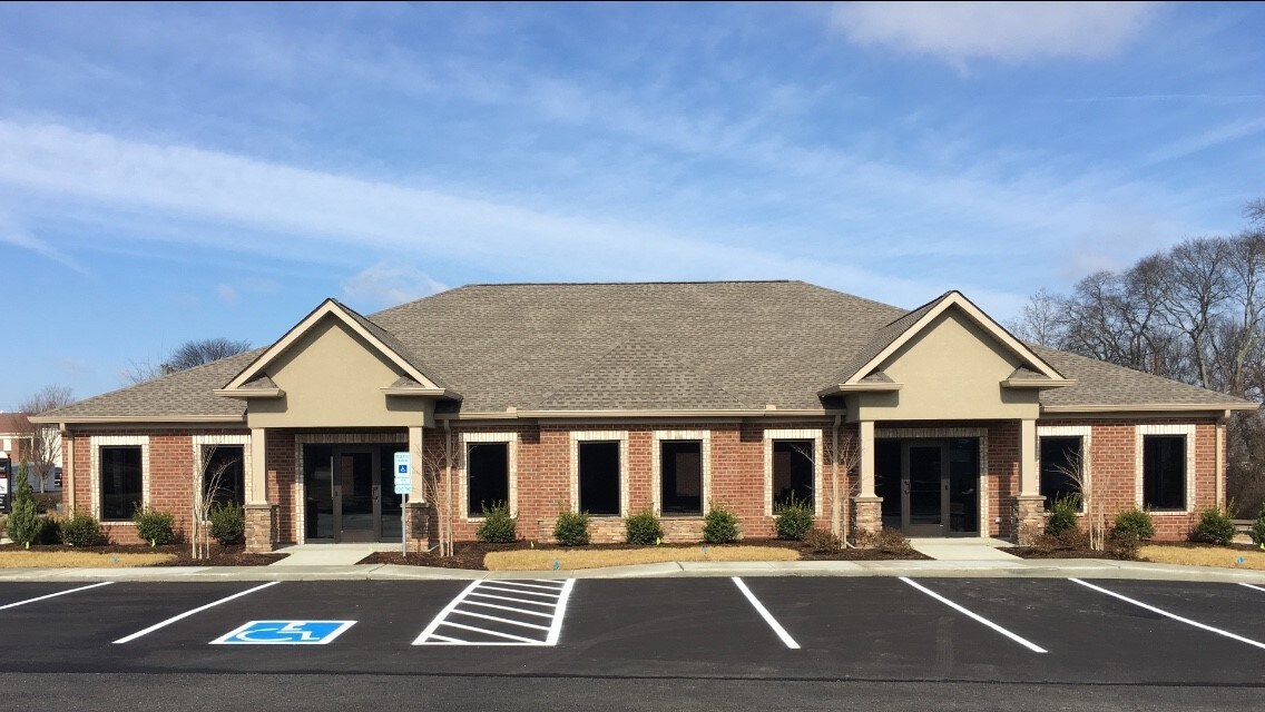 16 Executive Park Dr, Hendersonville, TN for Rent