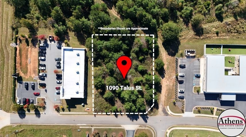 1090 Talus St, Bogart, GA for Sale