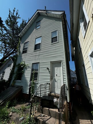 New Haven, CT Multi-Family - 121 Fillmore St