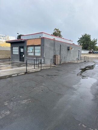 San Diego, CA Retail - 6111 University Ave