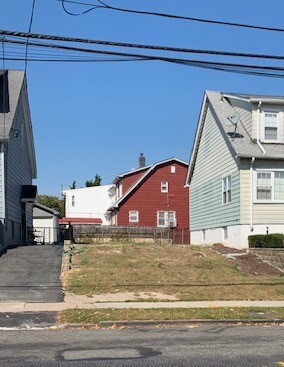 Bronx, NY Commercial Land - 1517 Adee Ave