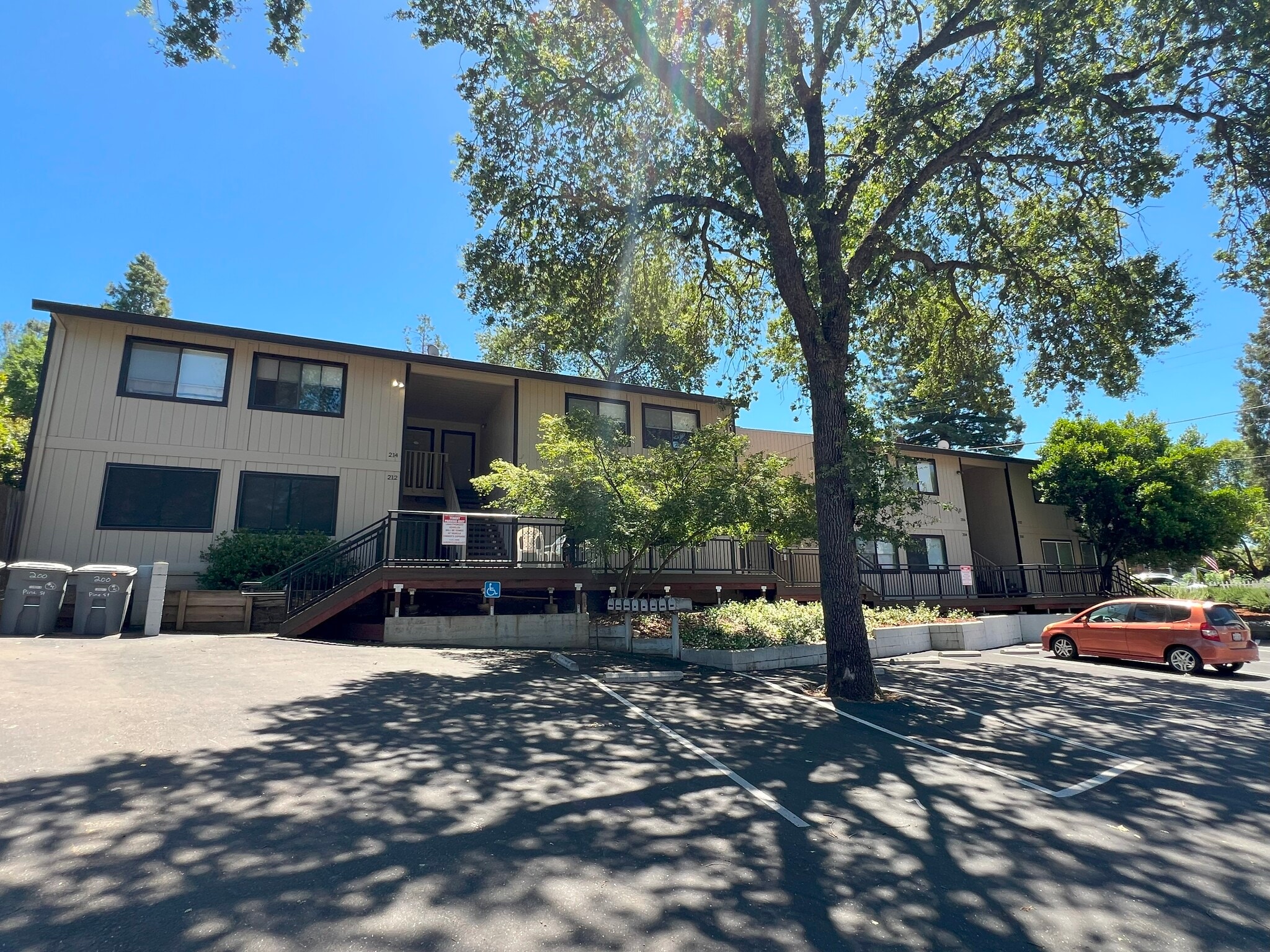 200 Pine St, Auburn, CA for Sale