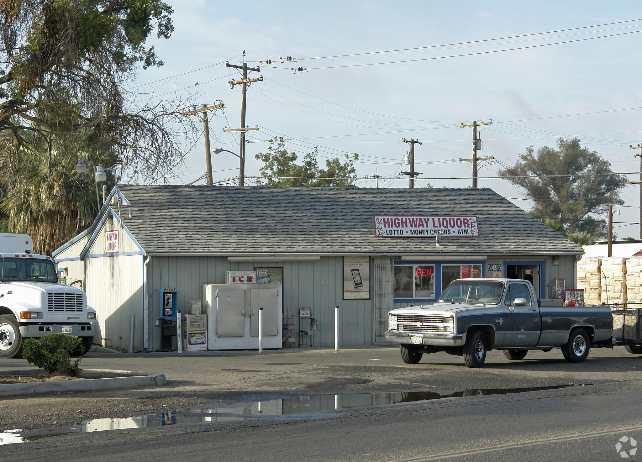 5495 W Shaw Ave, Fresno, CA for Rent