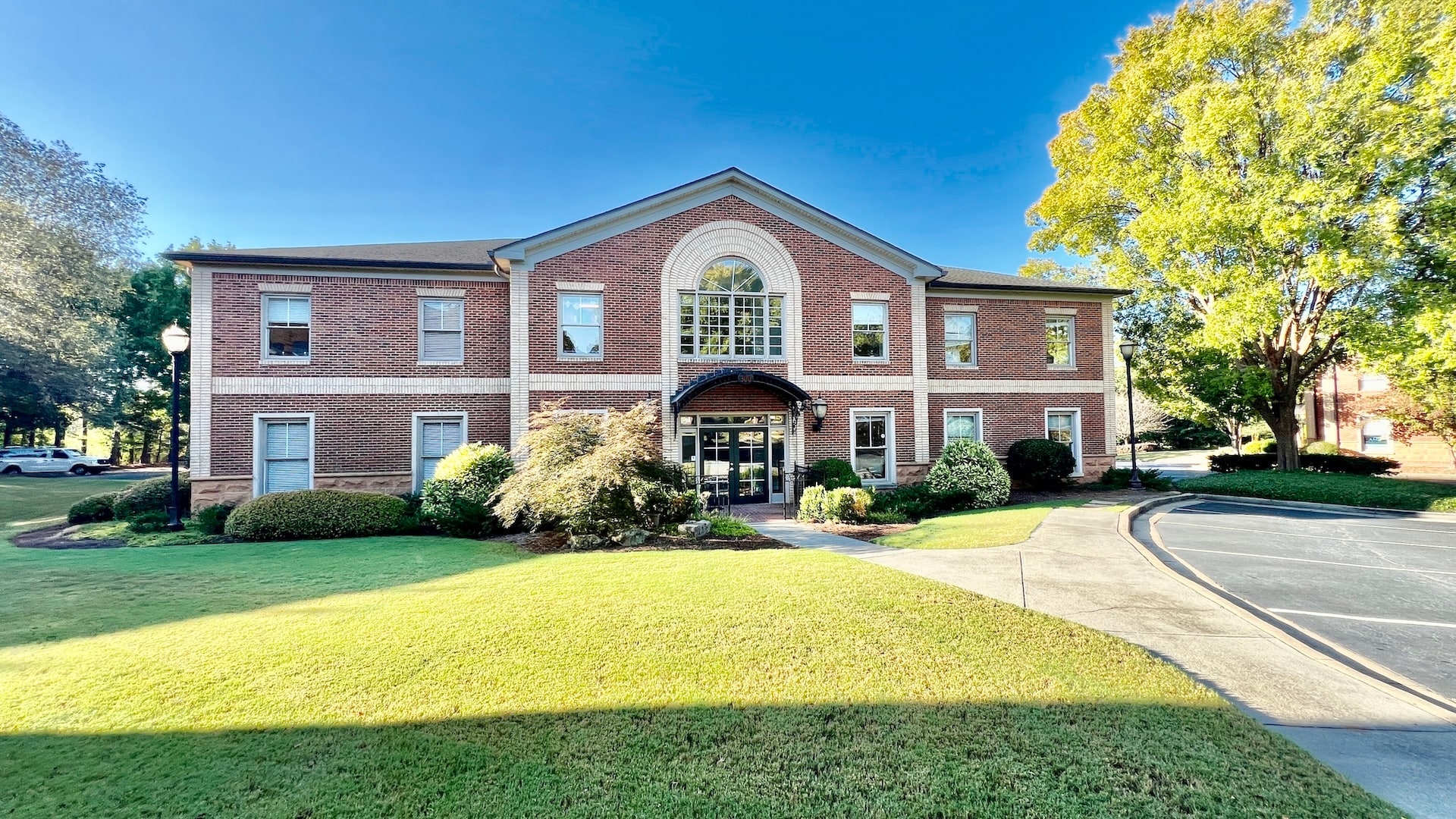 4080 McGinnis Ferry Rd, Alpharetta, GA for Sale