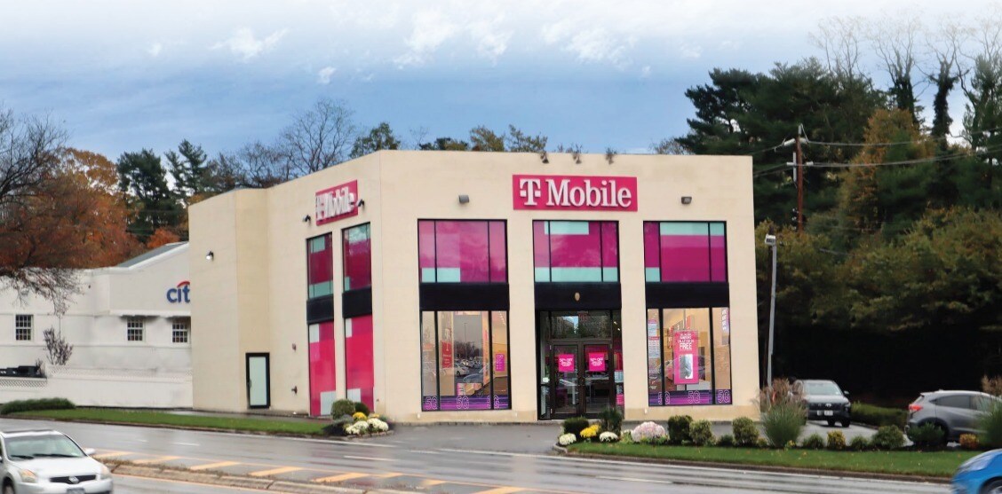 1073 Northern Blvd Roslyn, NY 11576 Retail Property for Lease on