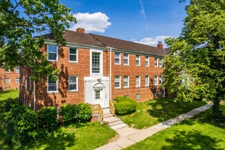 Cleveland, OH Apartments - 1832-1864 Forest Hills Blvd