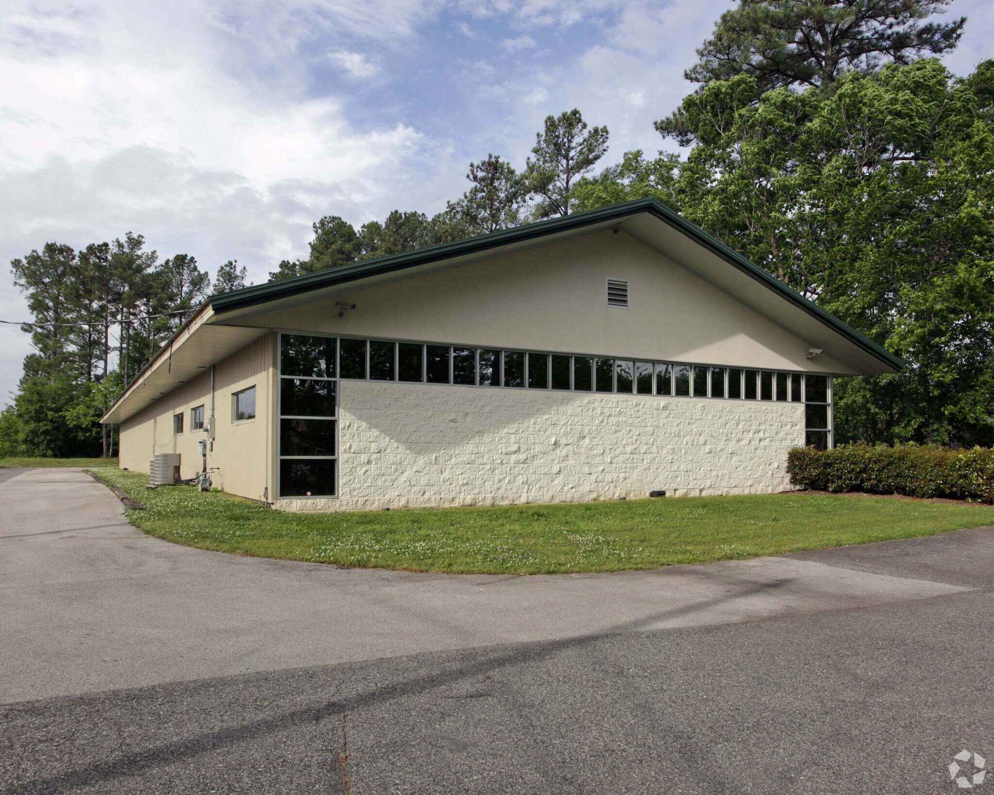 105 Citation Ct, Homewood, AL for Rent